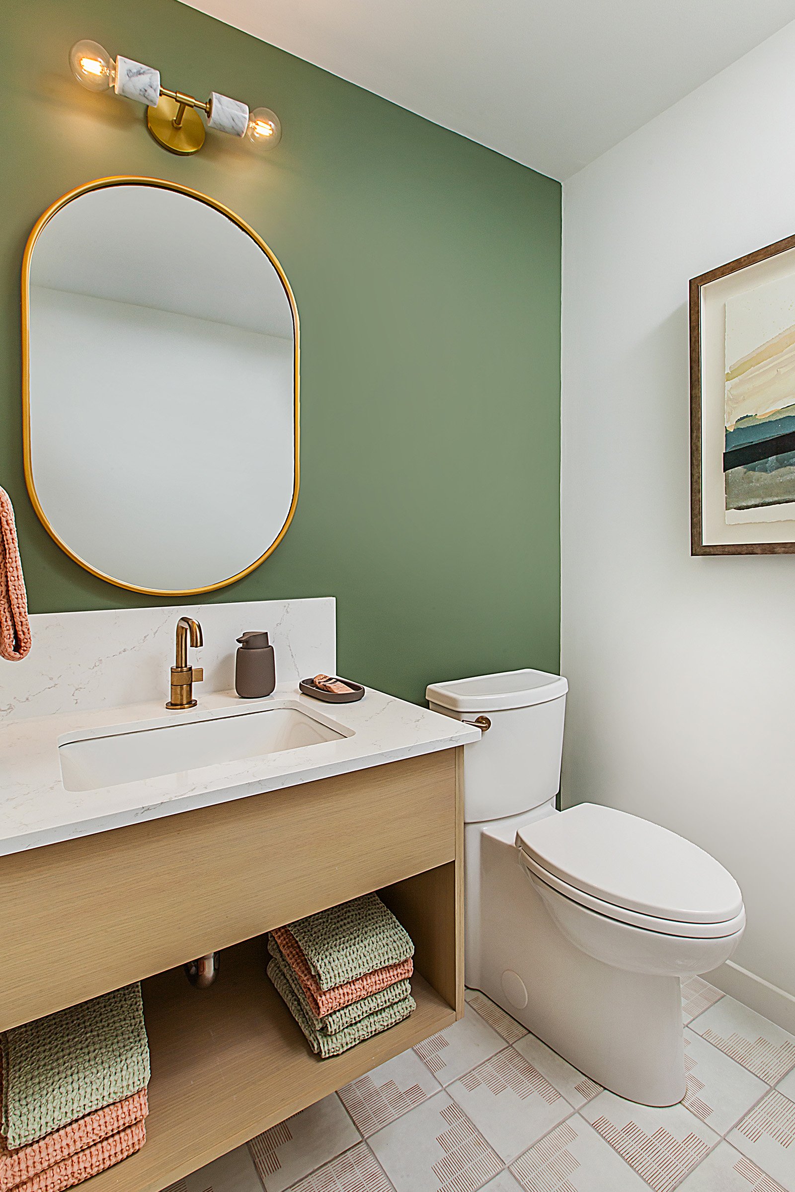 MEADOWLARK_LAKE_HOME_REMODEL_POWDER_ROOM_IMG_8293_Crop_WS